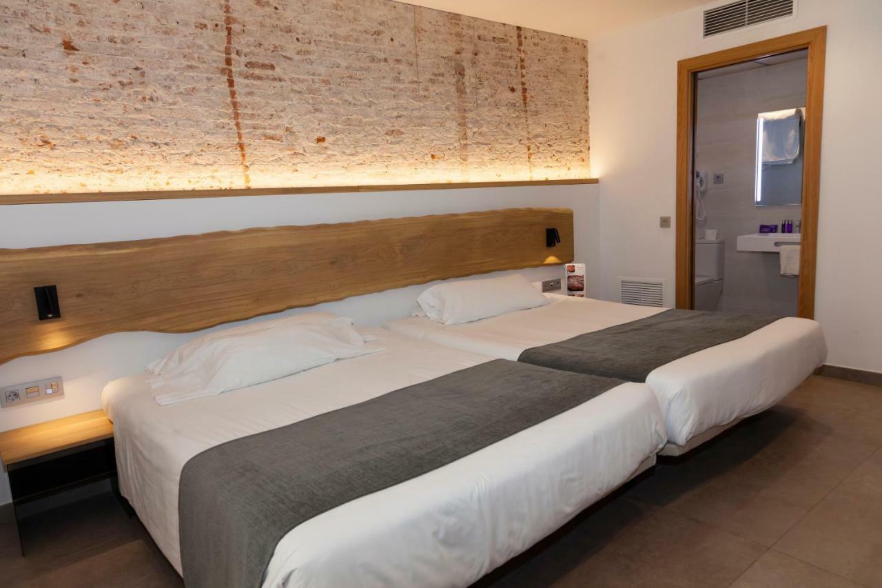 Hostal Paris Barcelona Exterior photo