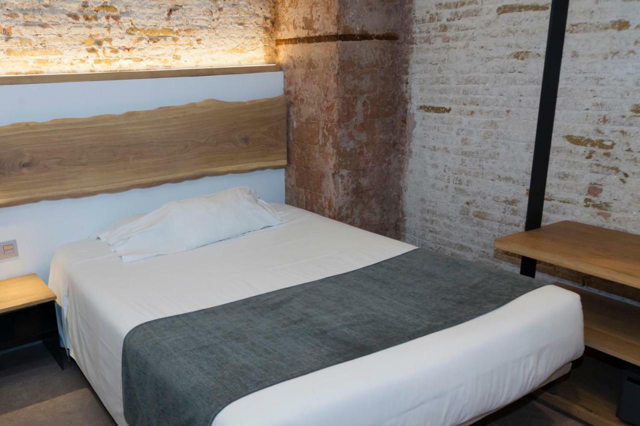 Hostal Paris Barcelona Exterior photo