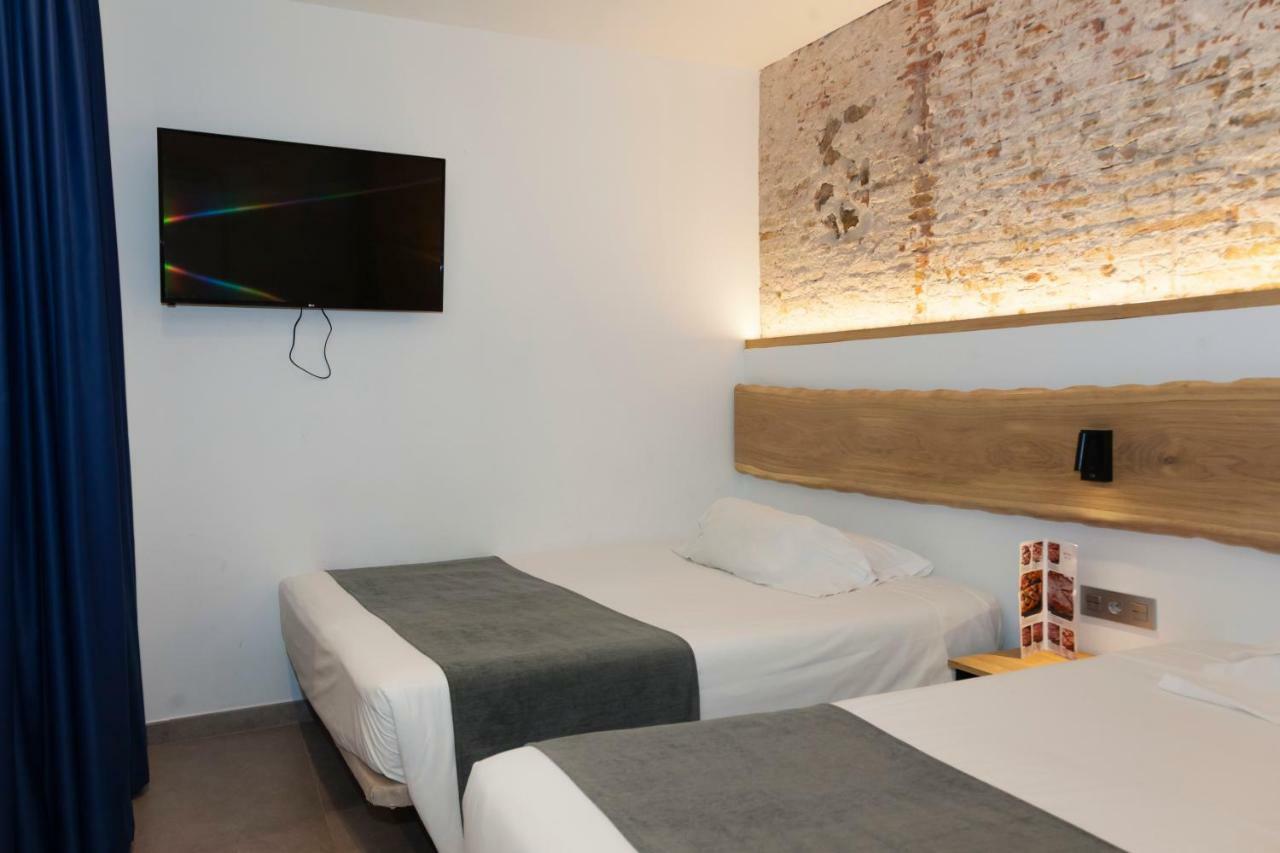 Hostal Paris Barcelona Exterior photo